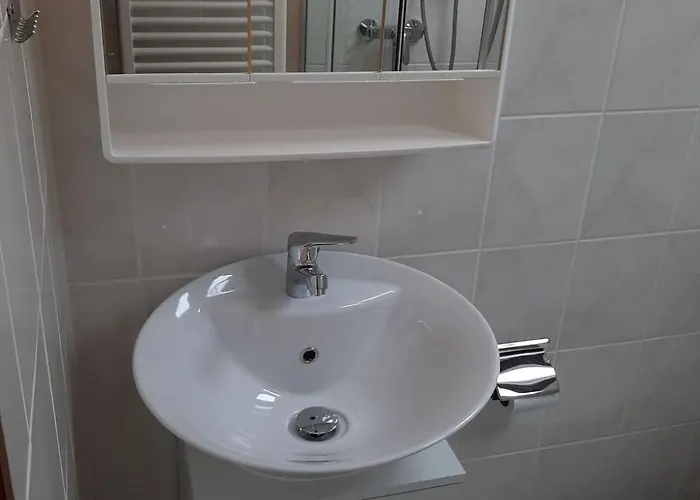 Dom wakacyjny Mit Hot Tub By Interhome *